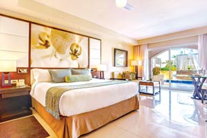 Diamond Club™ Luxury Suite Swim Out  - Hideaway at Royalton Punta Cana Resort - All Inclusive Beach Resort